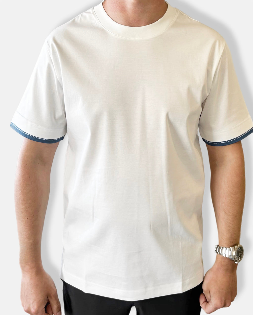 MENS H White T-shirt with Blue Trim   image 0
