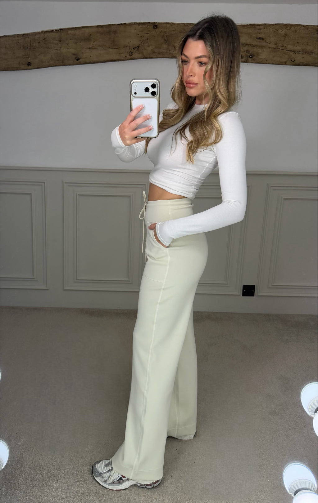 SEAMLESS Bone Tie Up Straight Leg Pants image 1