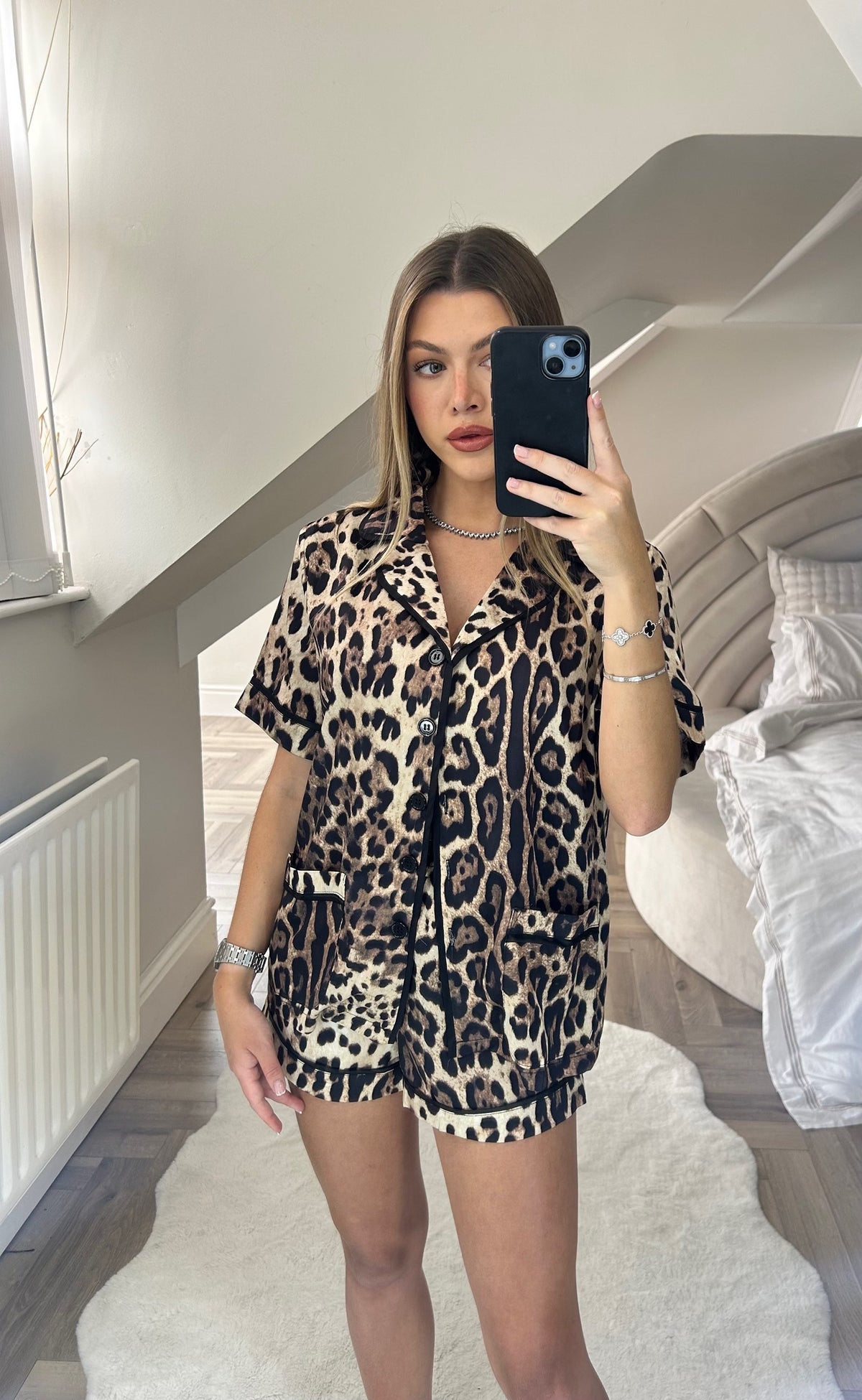 DOLCE Silk Leopard Set  image 1