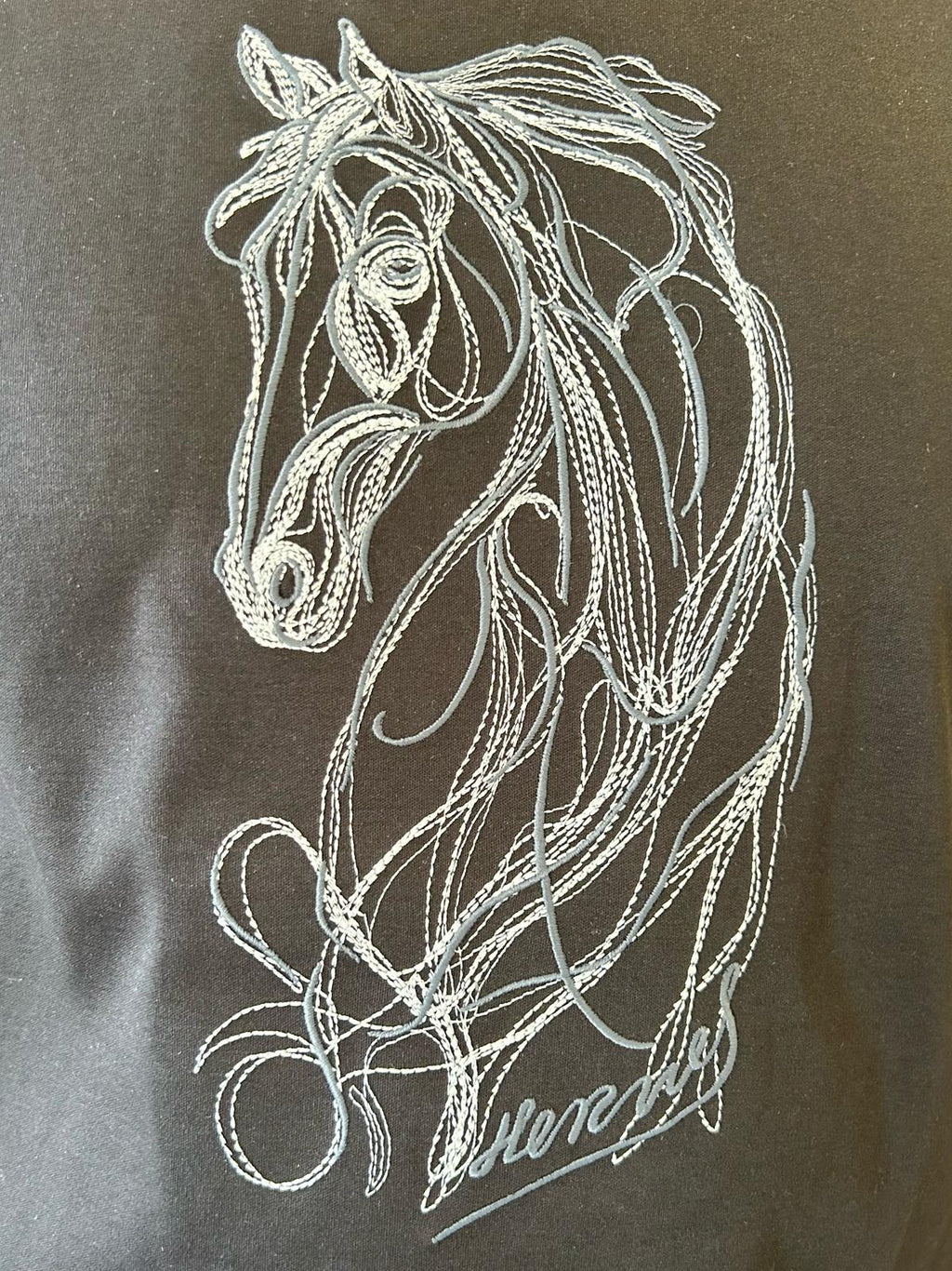 MENS H Navy Black Horse T-shirt  image 1