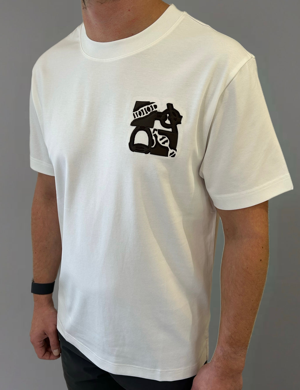 MENS H White & Brown Graphic T-shirt  image 1